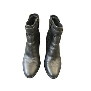 Vince Camuto Black Leather Womens Heeled Boots Size 6.5